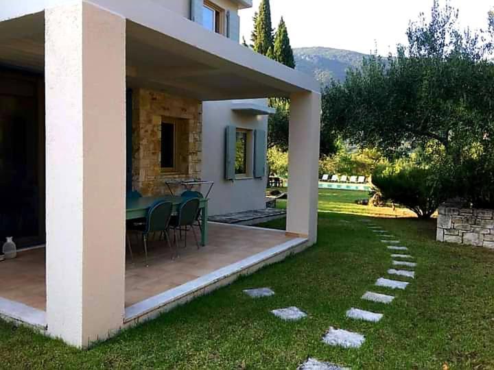 Villa Lithia Áno Korakiána Buitenkant foto